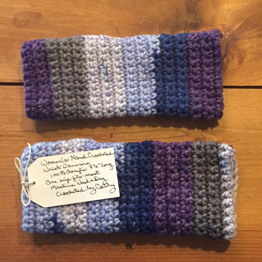 🎁 ‼️1 LEFT‼️ Purple Whimsy Fingerless Gloves - Picture 2 of 5
